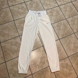 NWT Nike Women’s joggers